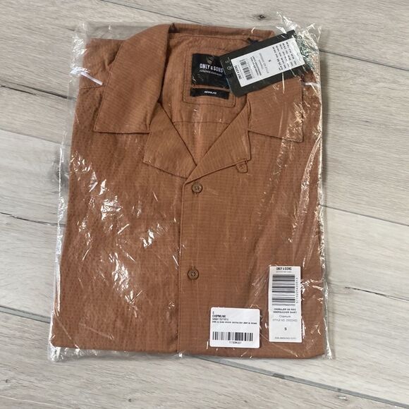 Only & Sons revere seersucker shirt in brown Size S in Brown NWT and in packagin - Picture 5 of 8